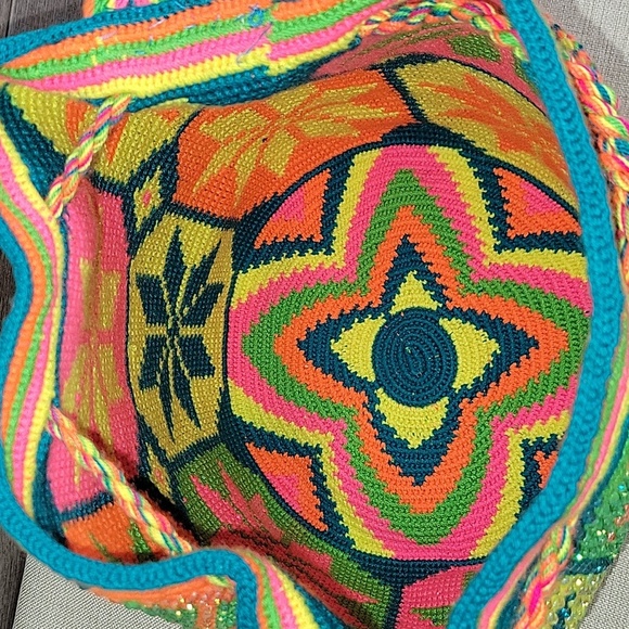 Wayuu Handmade Neon Rhinestone Drawstring Tote Shoulder Bag Purse Handbag - Picture 13 of 13